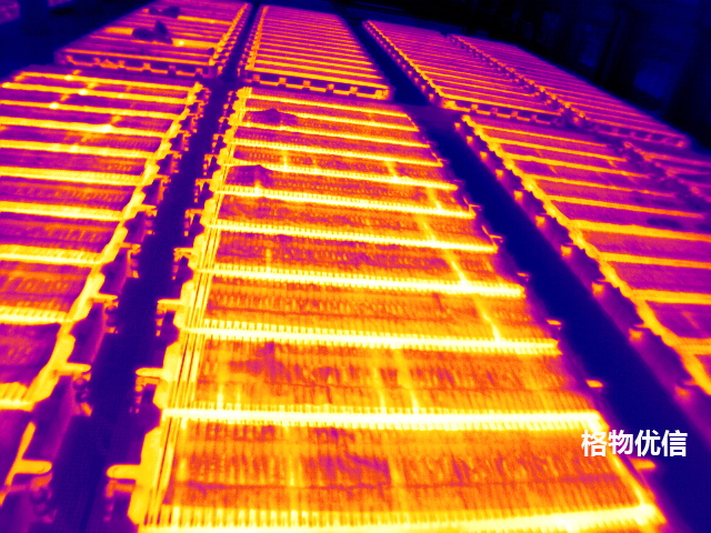 工業(yè)生產(chǎn)鋁電解槽