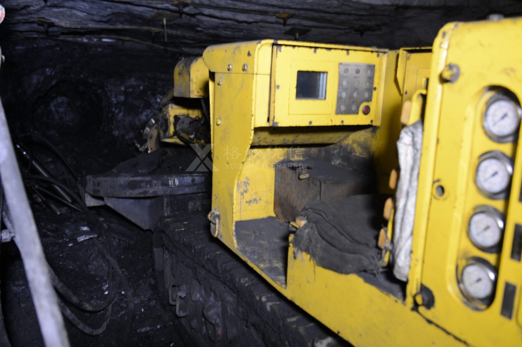 礦用巡檢機(jī)器人