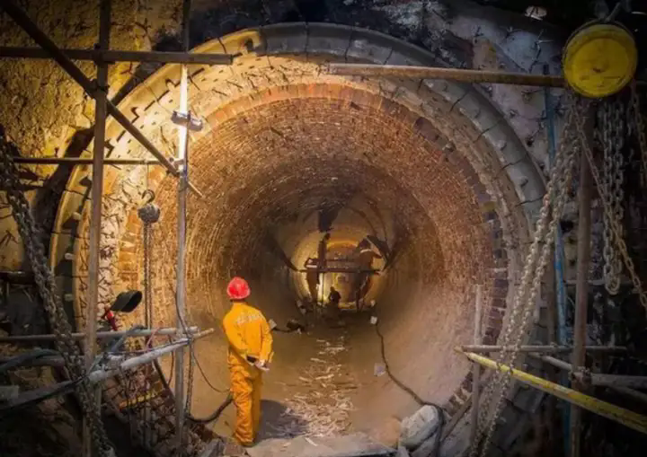 紅外熱像儀在耐火磚脫落檢測上的應用